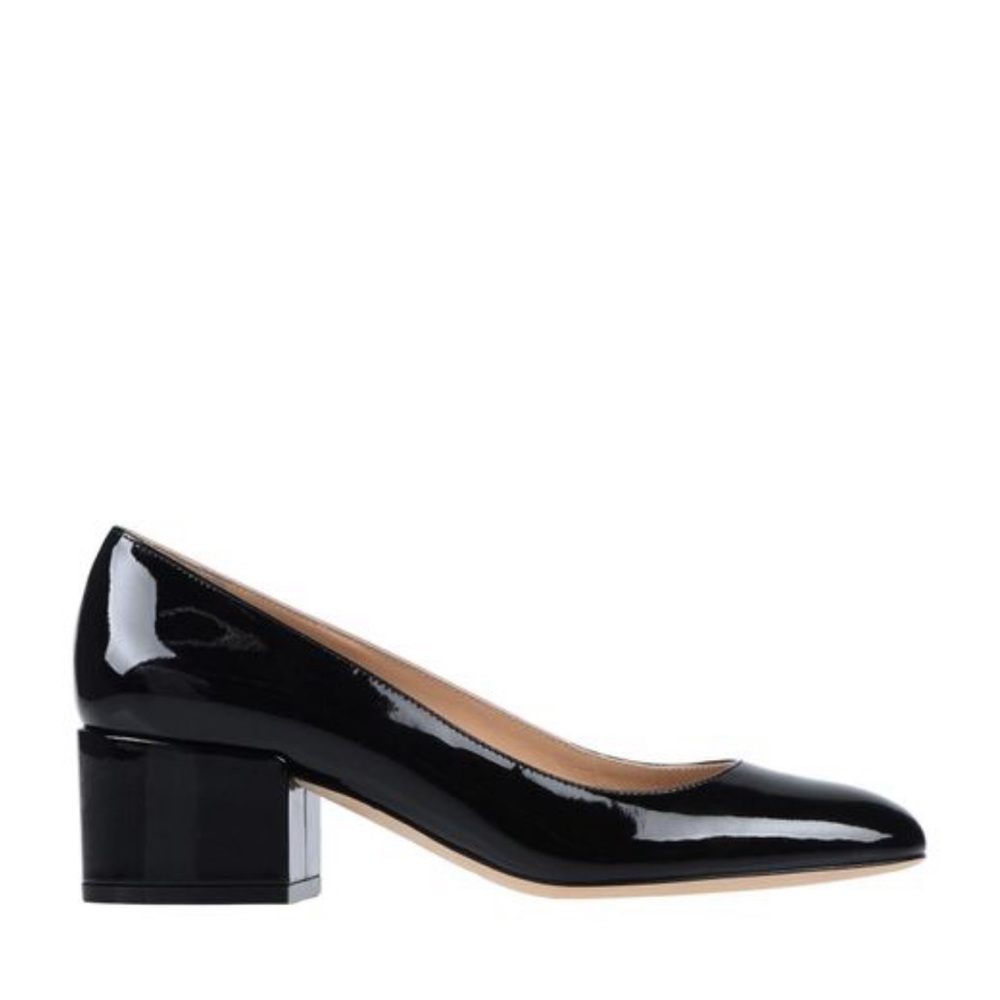 Sergio Rossi
Women's Black Pumps size 36 patent leather , New